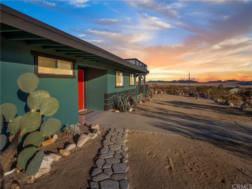 Modernism in Joshua Tree CA 92252 remodeling creatively in 2020